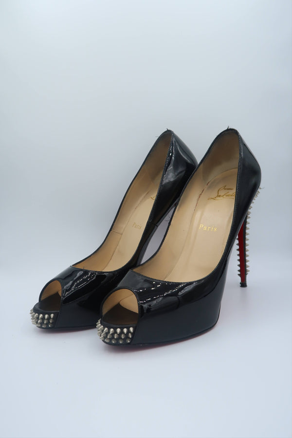 Black Patent Leather Spikes Peep Toe Platform Pumps